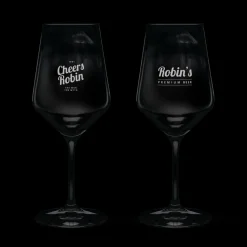 Rode wijnglazen graveren